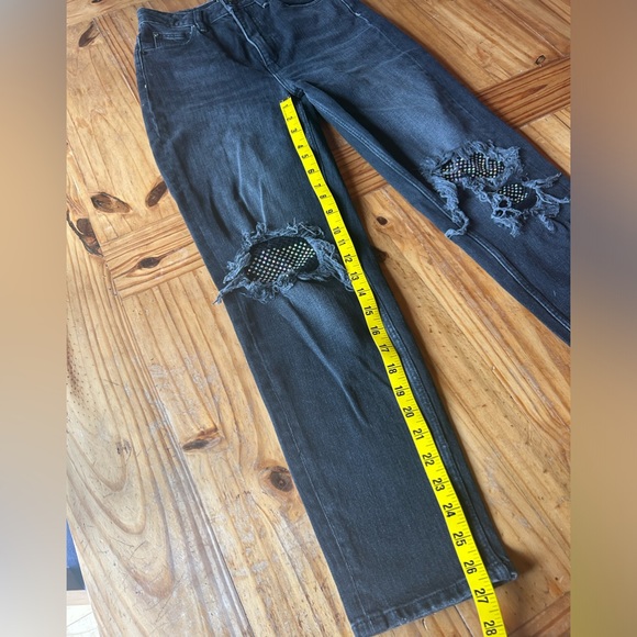 Guess Jeans Tapered High Mom Jean Size 25 - Picture 4 of 6